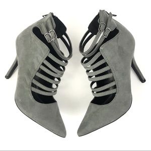 Qupid Gray Zip Up Pointed Toe Heels